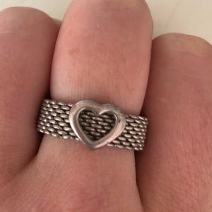 Tiffany & Co. Somerset Mesh Heart Ring